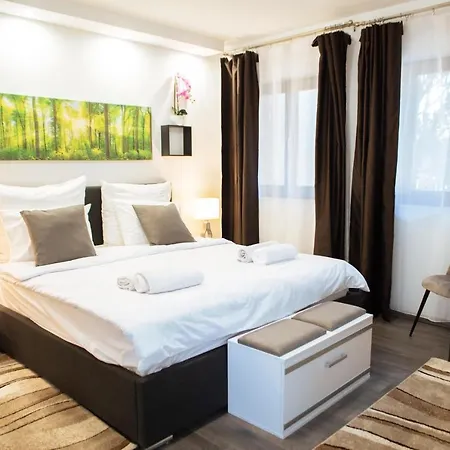 Nyuszis Apartman Kiskunmajsa Extérieur photo