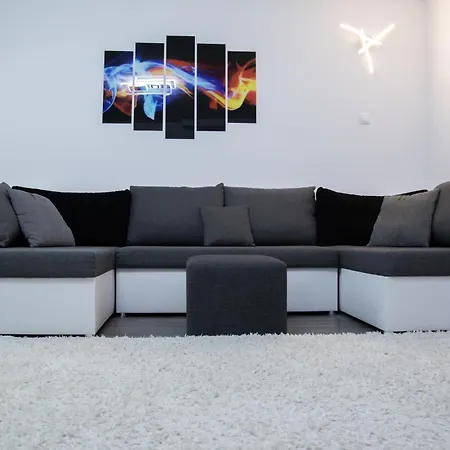 Nyuszis Apartman Kiskunmajsa Extérieur photo